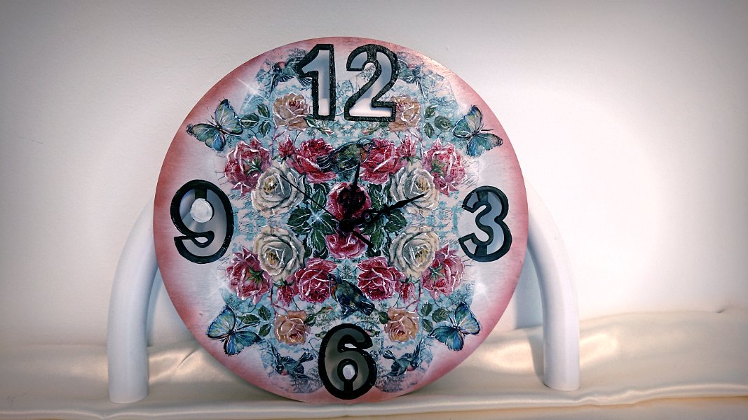 2019-08- Wanduhren (1)