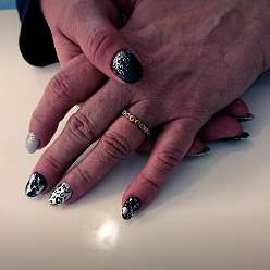 Nägel (60)